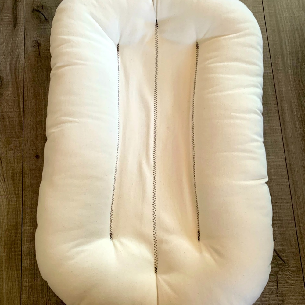 Snuggle-me-organic infant plus lounger and cover